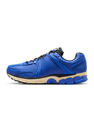 NIKE+ZOOM+VOMERO+5+QS.png